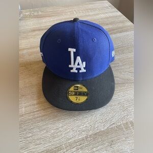 New Era 59FIFTY LA Dodgers Fitted Hat 7 1/8 Blue Black MLB Cap